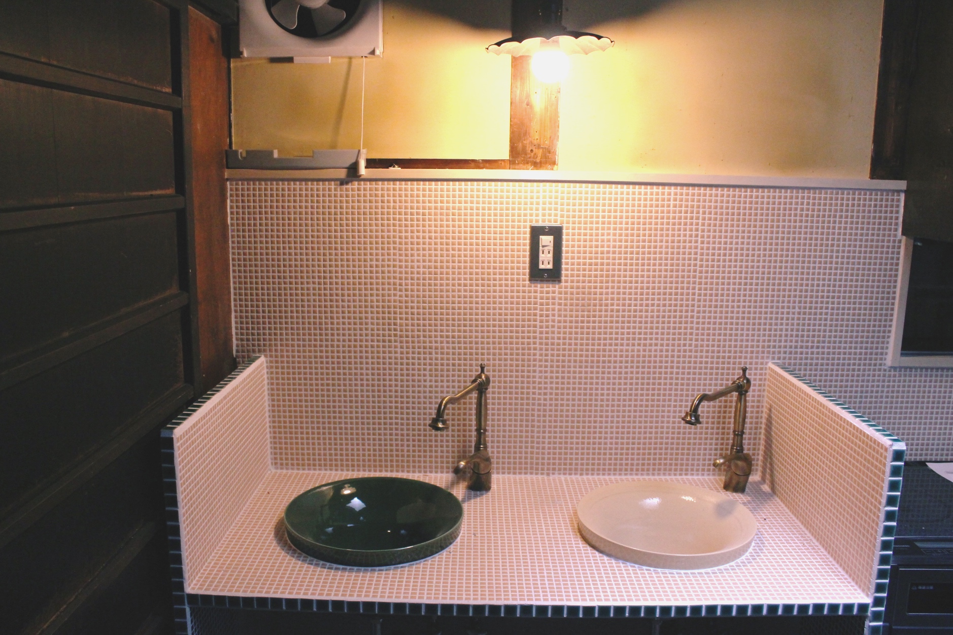 京都 町屋 ゲストハウス 鯉屋